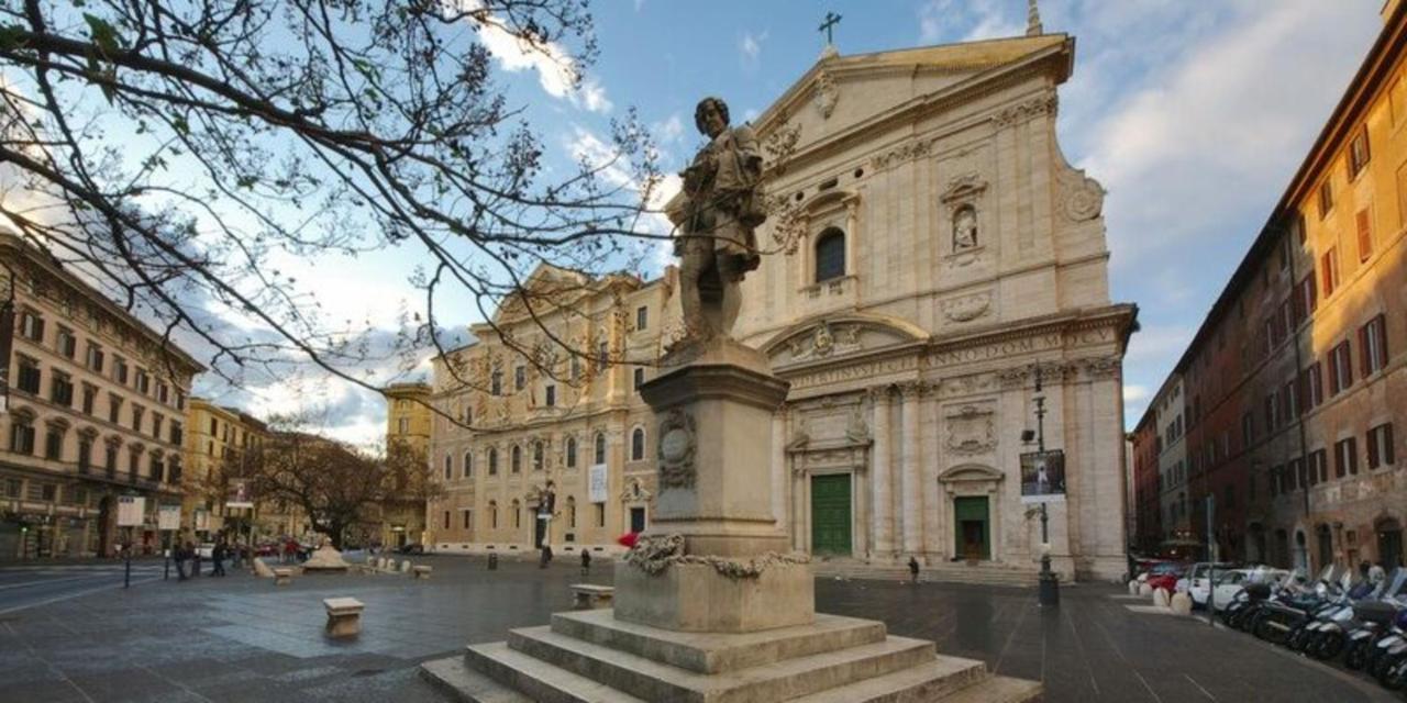 Vittorio Emanuele By Halldis Rome Luaran gambar